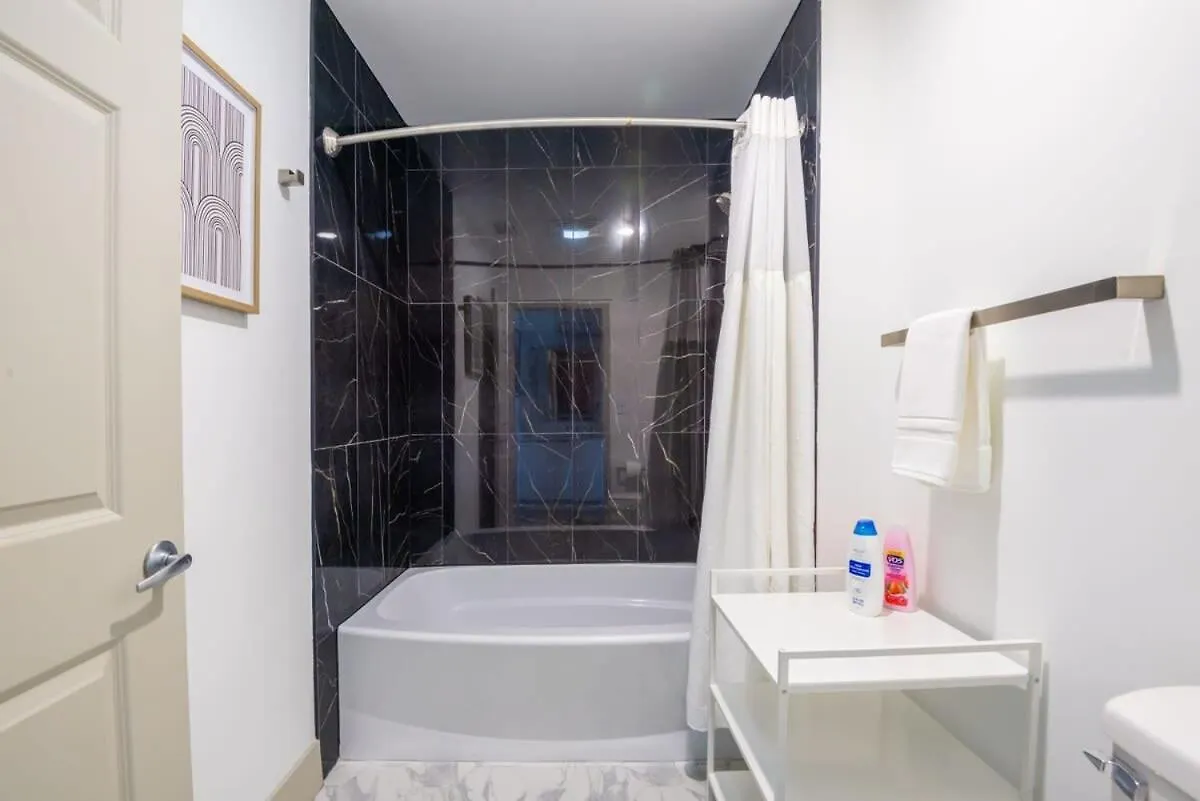 3Br Premium Downtown Apartment With Office & Gym Charlotte USA