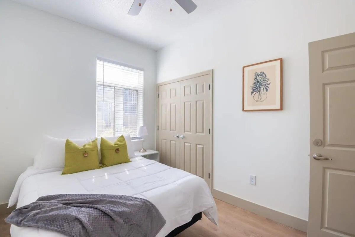 3Br Premium Downtown Apartment With Office & Gym Charlotte
