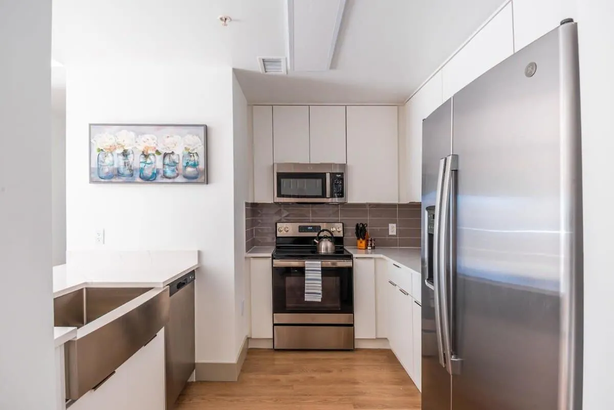 3Br Premium Downtown Apartment With Office & Gym Charlotte USA