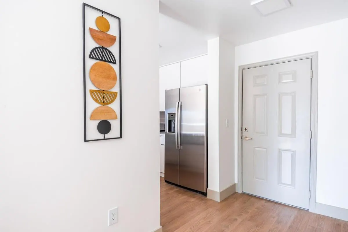 3Br Premium Downtown Apartment With Office & Gym Charlotte